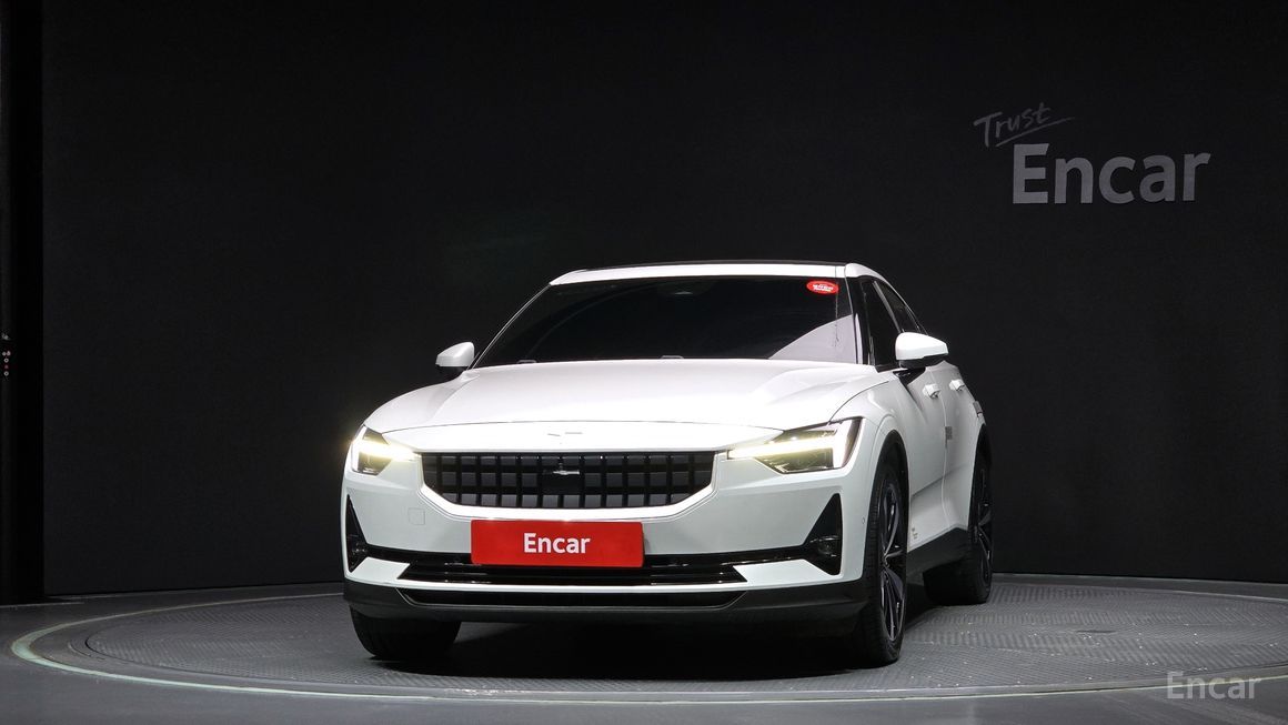 Polestar 2 - фото 2