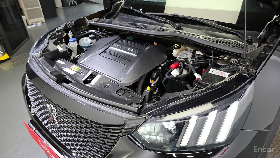 Peugeot 2008 - фото 5