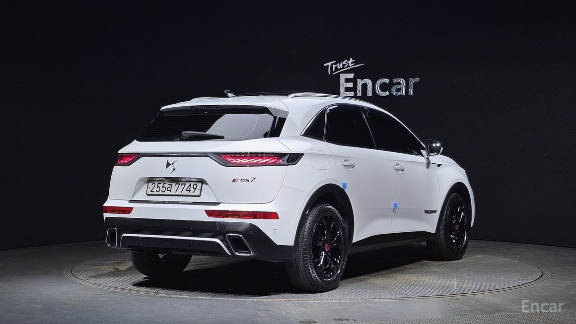 Citroen / DS DS7 - фото 1