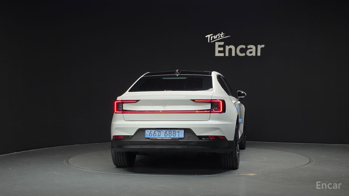 Polestar 2 - фото 3