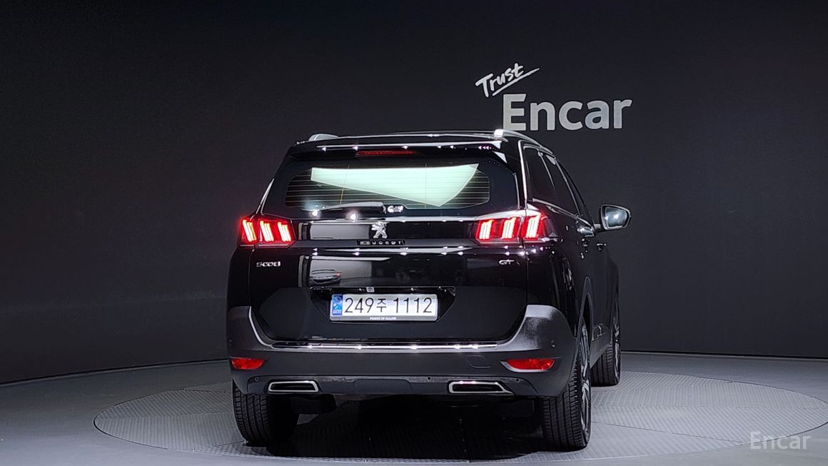 Peugeot 5008 - фото 3