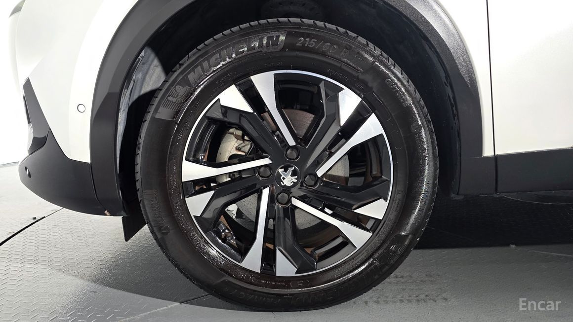 Peugeot 2008 - фото 4