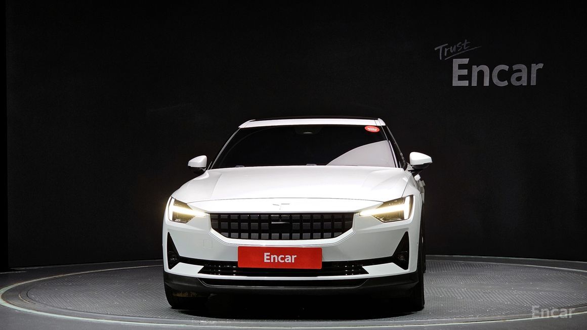 Polestar 2 - фото 2