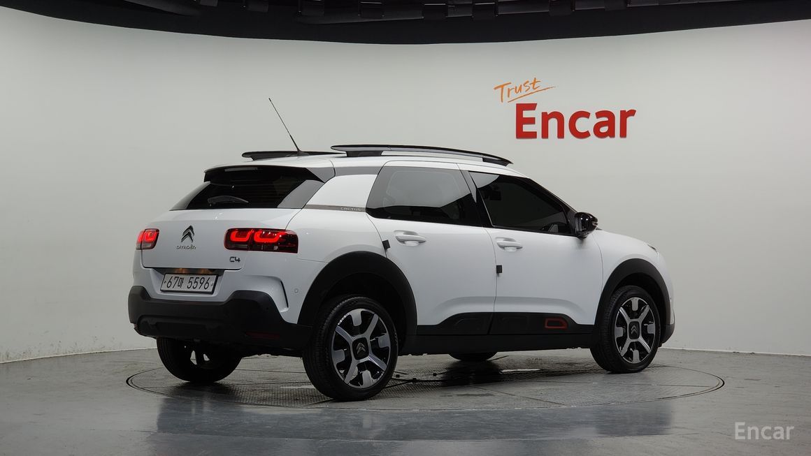 Citroen / DS C4 Cactus - фото 1