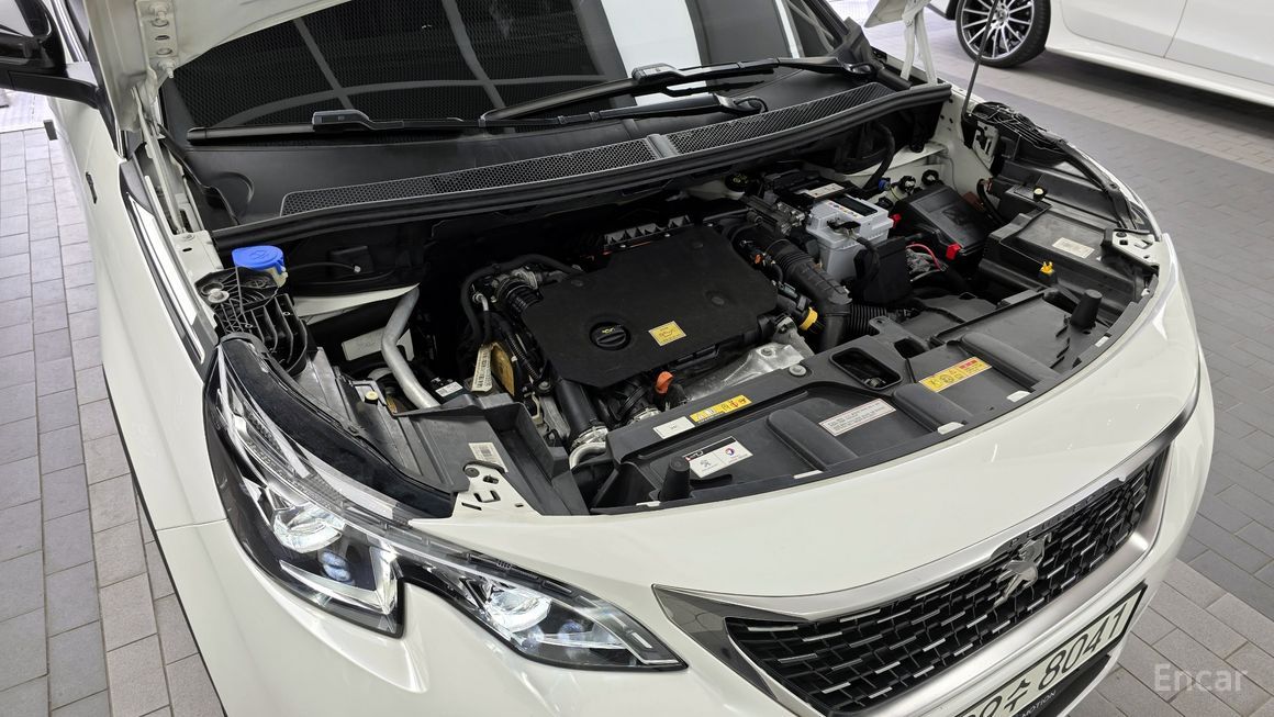 Peugeot 5008 - фото 5