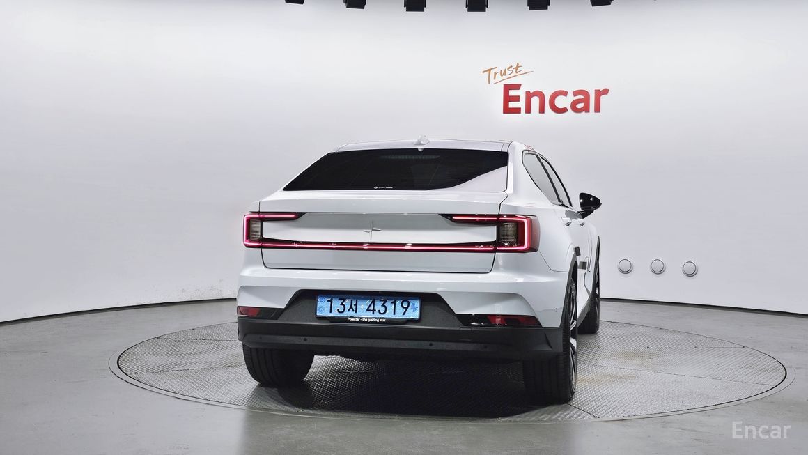 Polestar 2 - фото 3