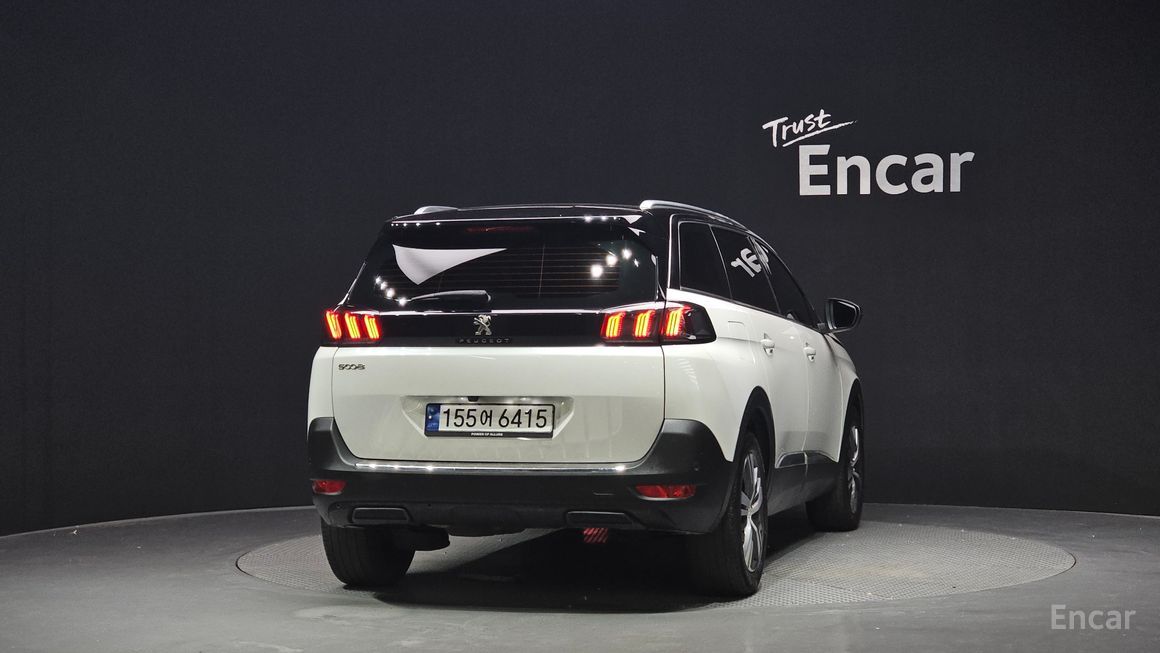 Peugeot 5008 - фото 3