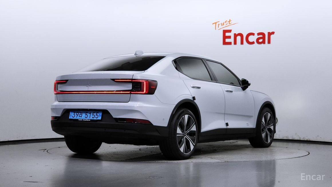 Polestar 2 - фото 1