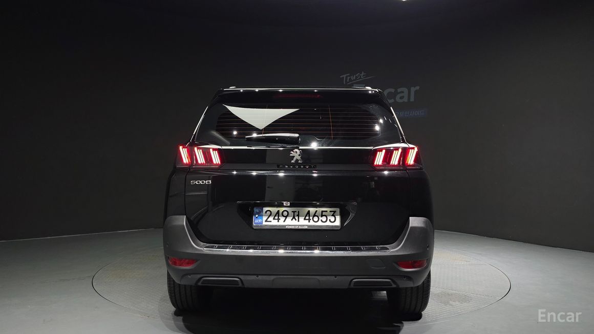 Peugeot 5008 - фото 3