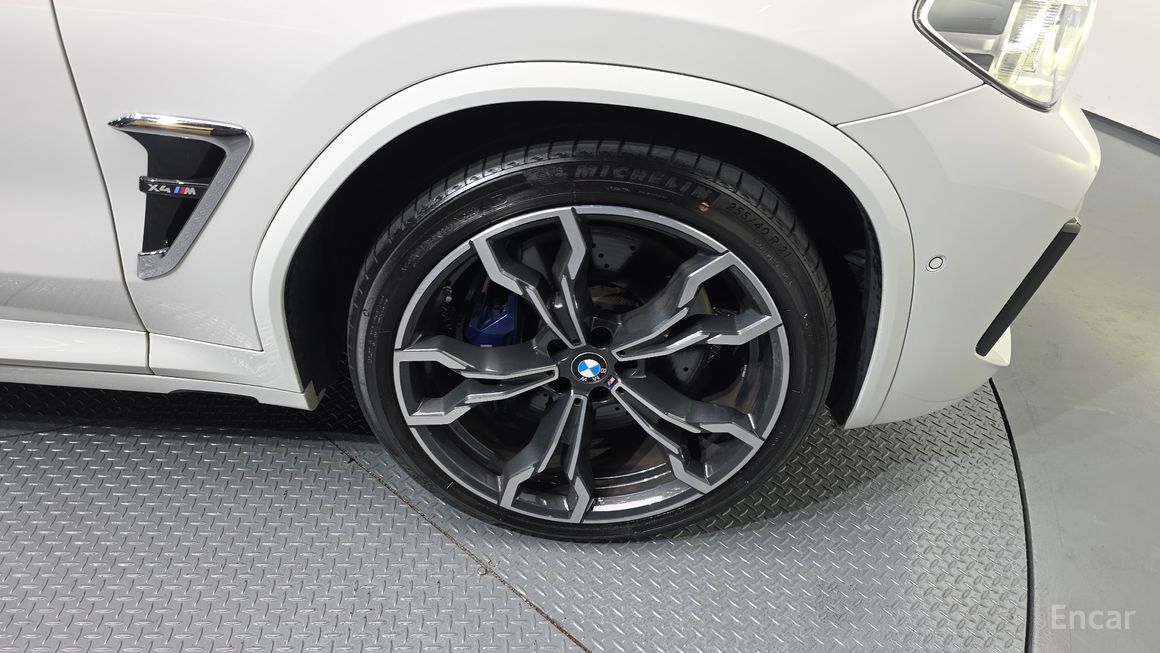 BMW X4M - фото 4