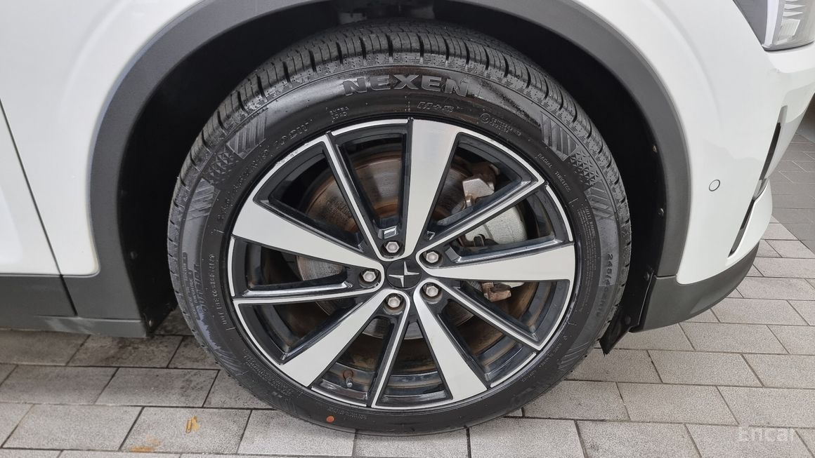 Polestar 2 - фото 4