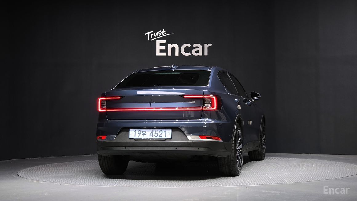 Polestar 2 - фото 3