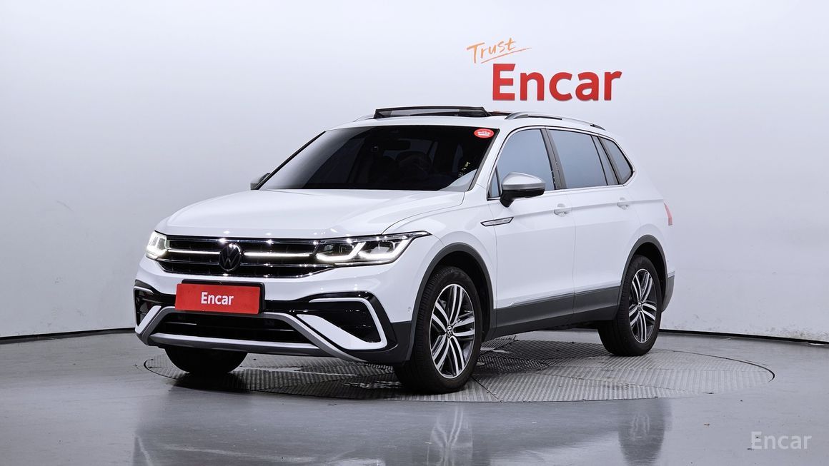 Volkswagen Tiguan - фото 0