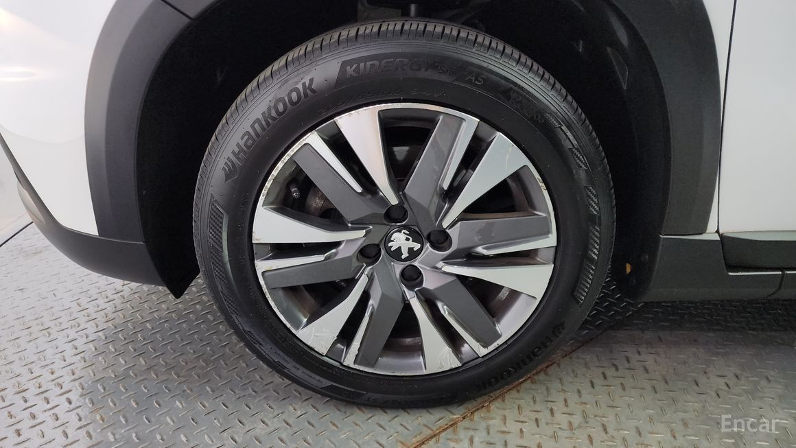 Peugeot 2008 - фото 4