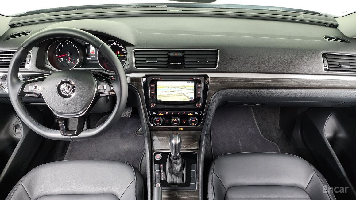 Volkswagen Passat - фото 6