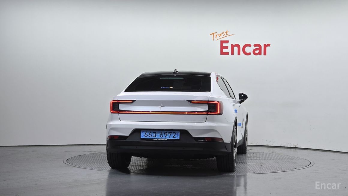 Polestar 2 - фото 3