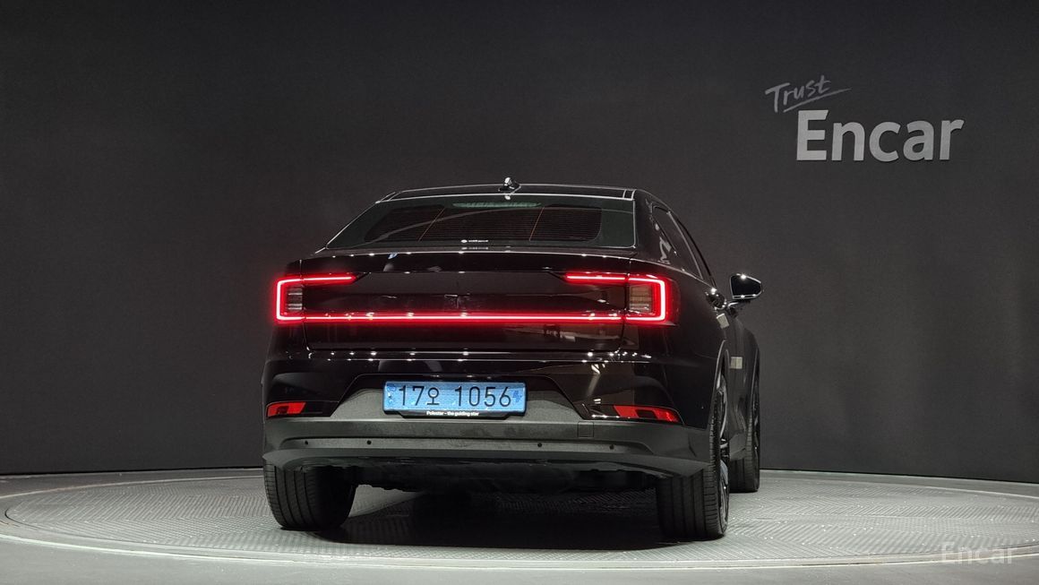 Polestar 2 - фото 3