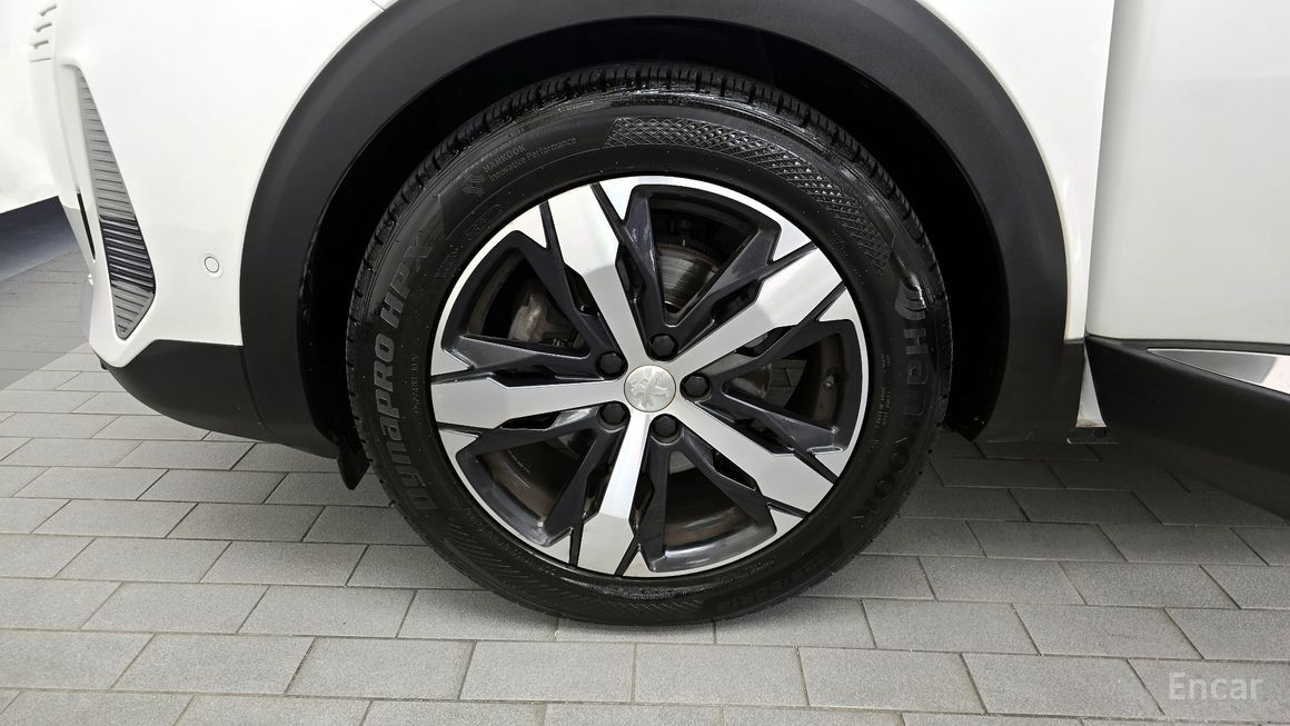 Peugeot 5008 - фото 4