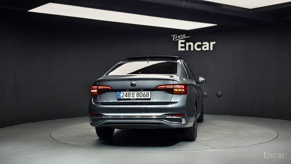 Volkswagen Jetta - фото 3