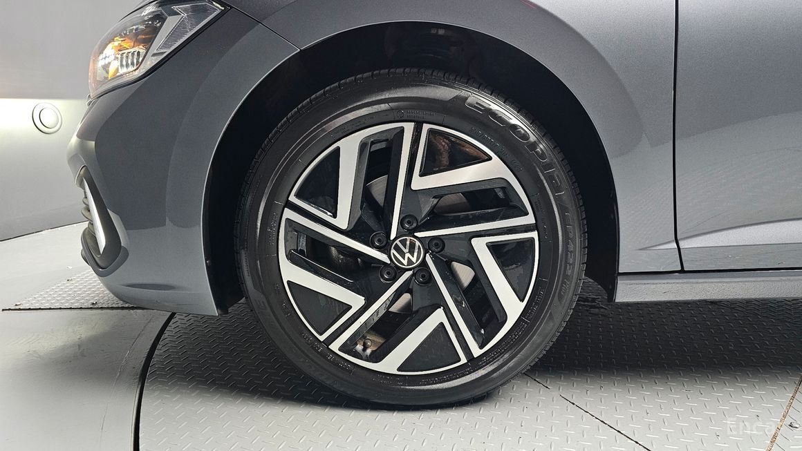 Volkswagen Jetta - фото 4