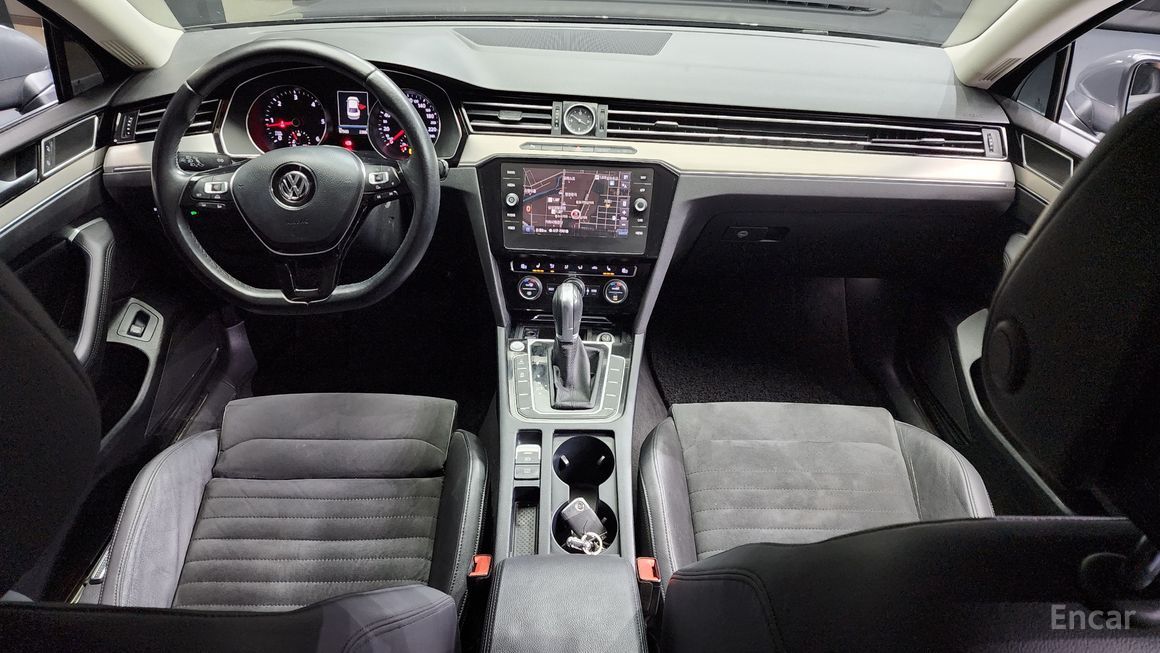 Volkswagen Passat - фото 6