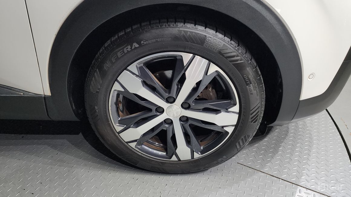 Peugeot 5008 - фото 4