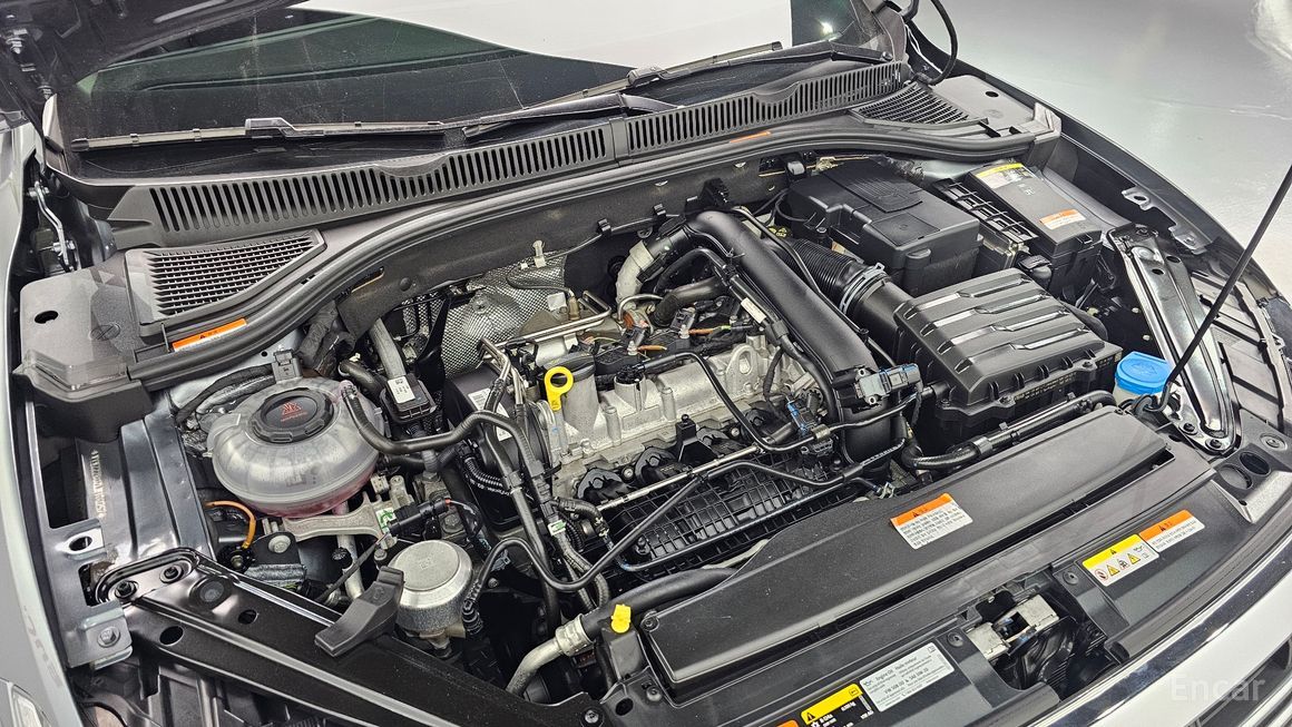 Volkswagen Jetta - фото 5