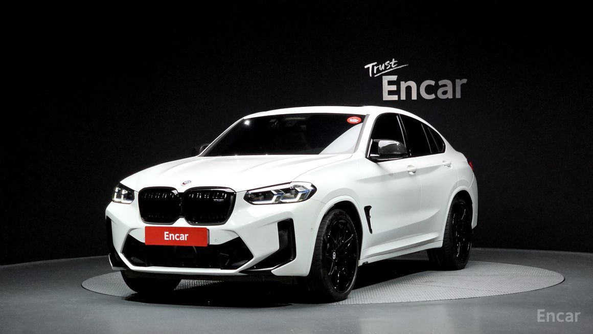 BMW X4M - фото 0