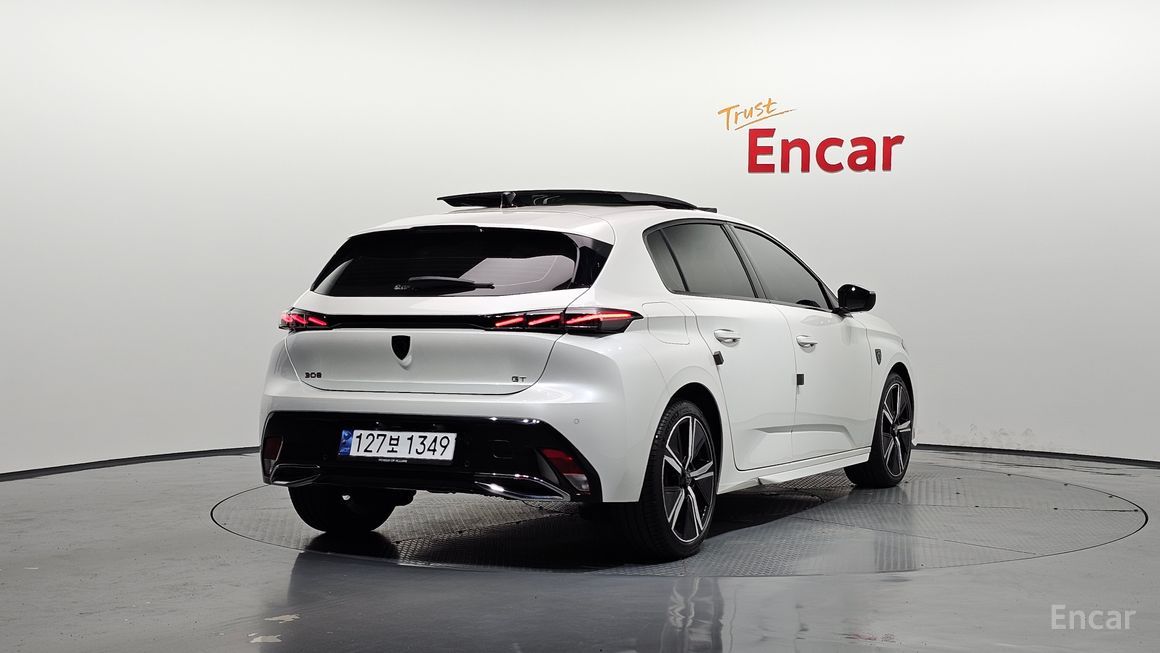 Peugeot 308 - фото 1