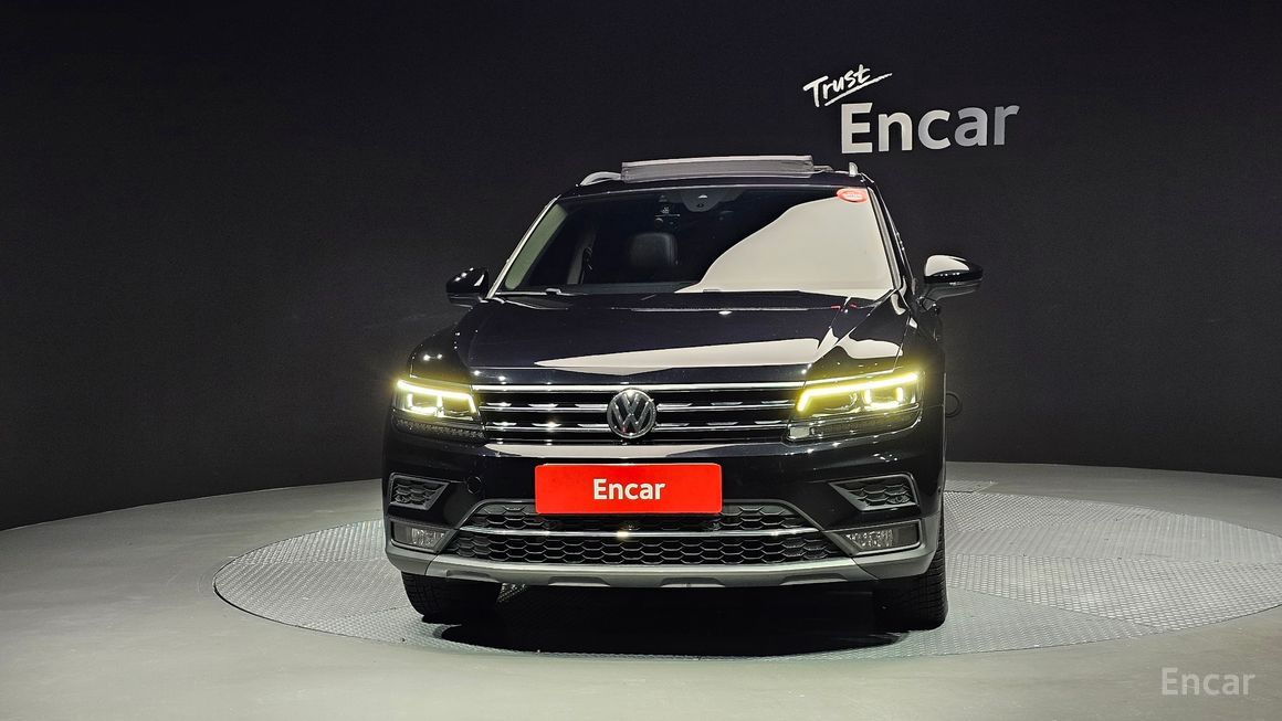 Volkswagen Tiguan - фото 2