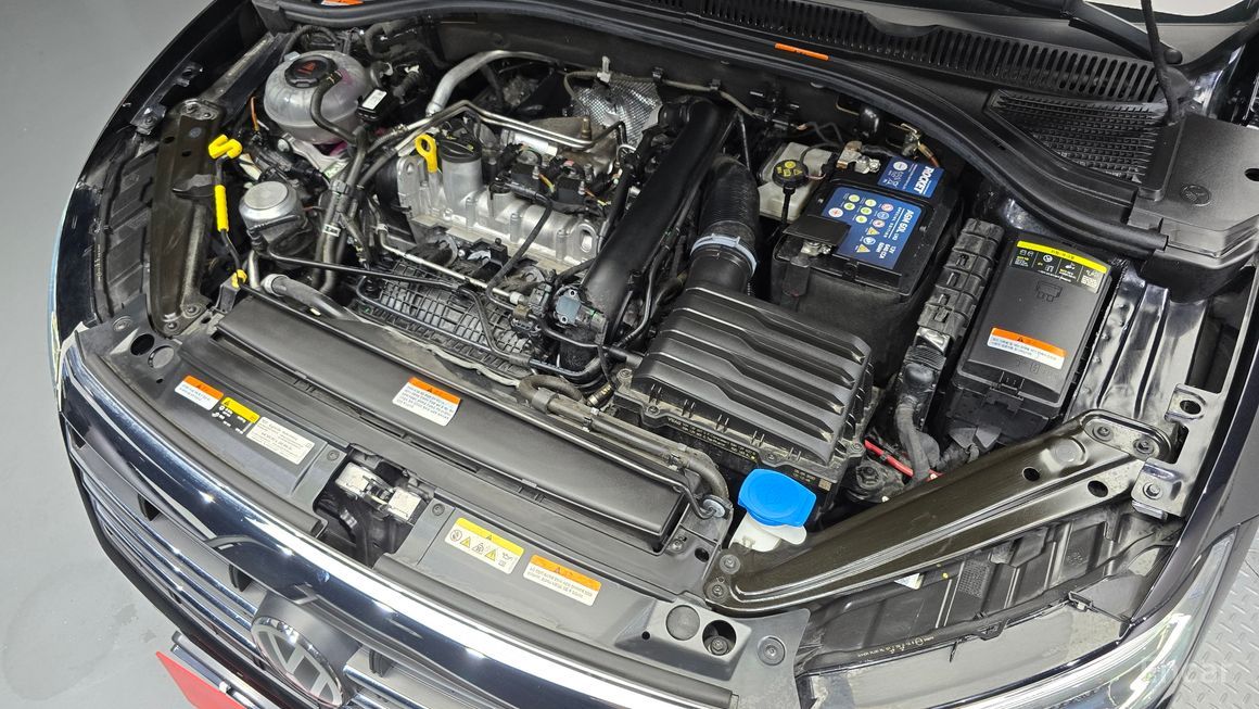 Volkswagen Jetta - фото 5