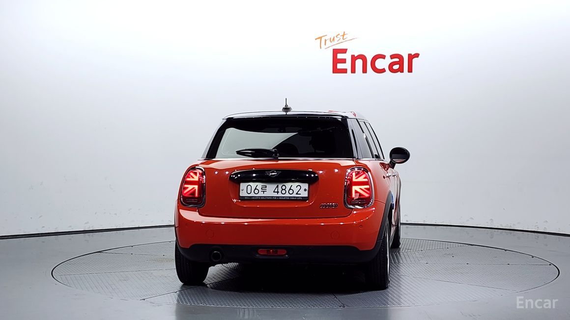 Mini Cooper - фото 3