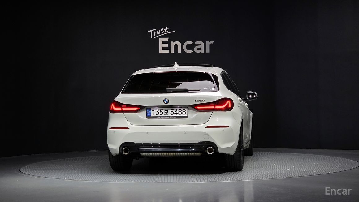 BMW 1 Series - фото 3