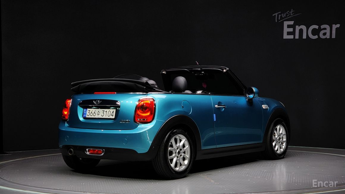 Mini Cooper Convertible - фото 1