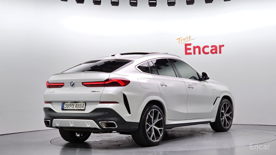 BMW X6 - фото 1