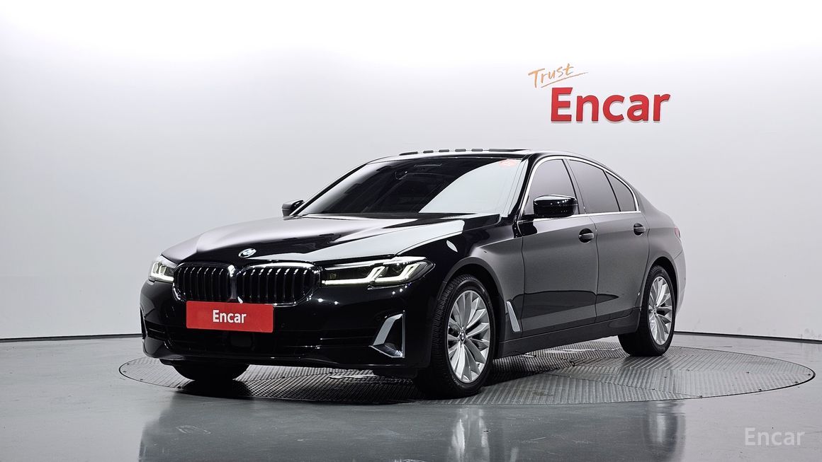 BMW 5 Series - фото 0