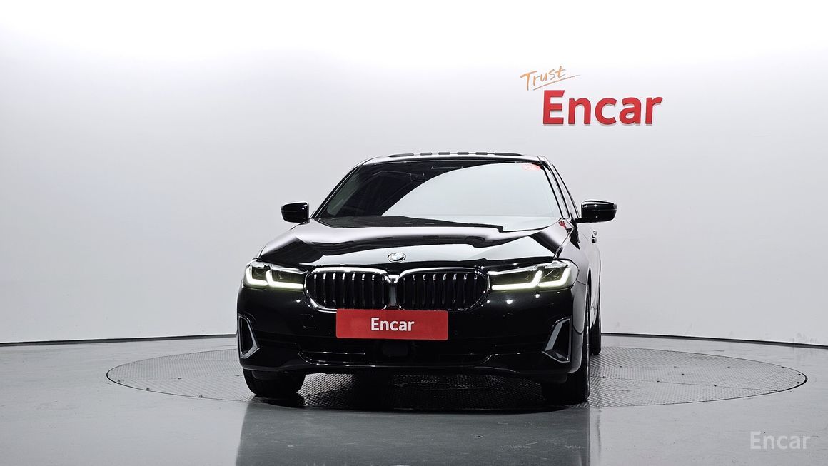 BMW 5 Series - фото 2