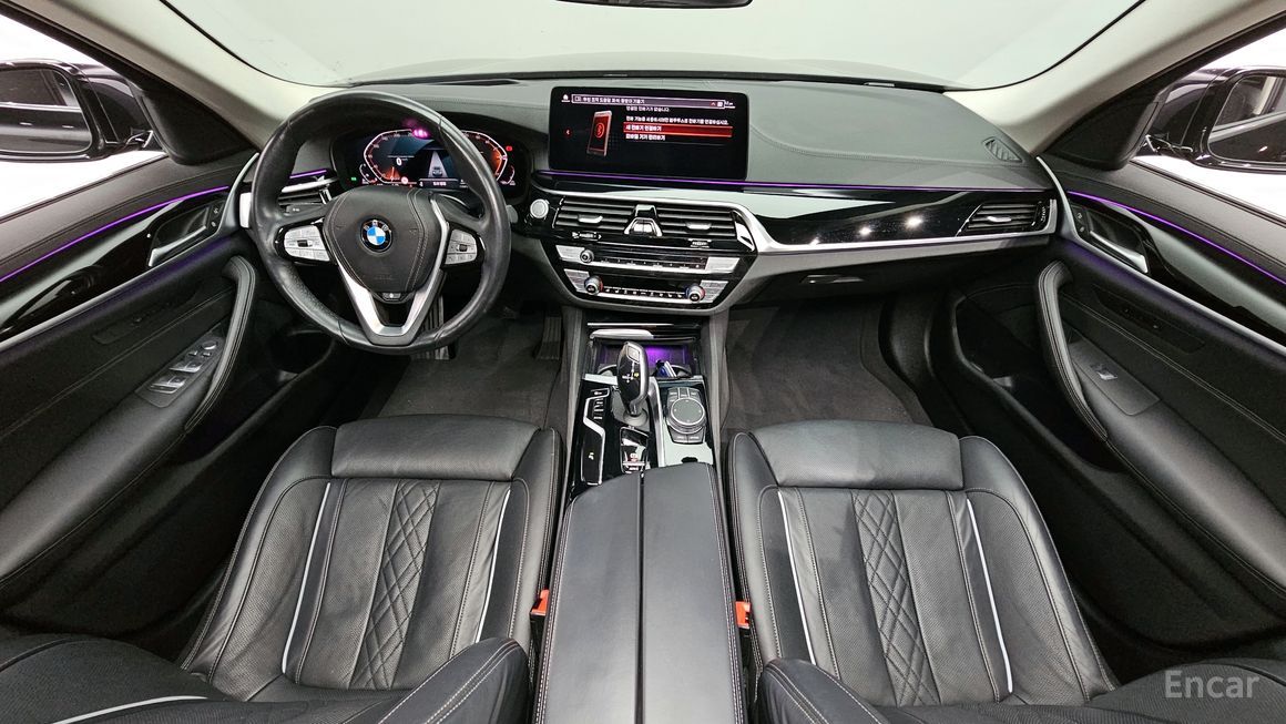 BMW 5 Series - фото 6