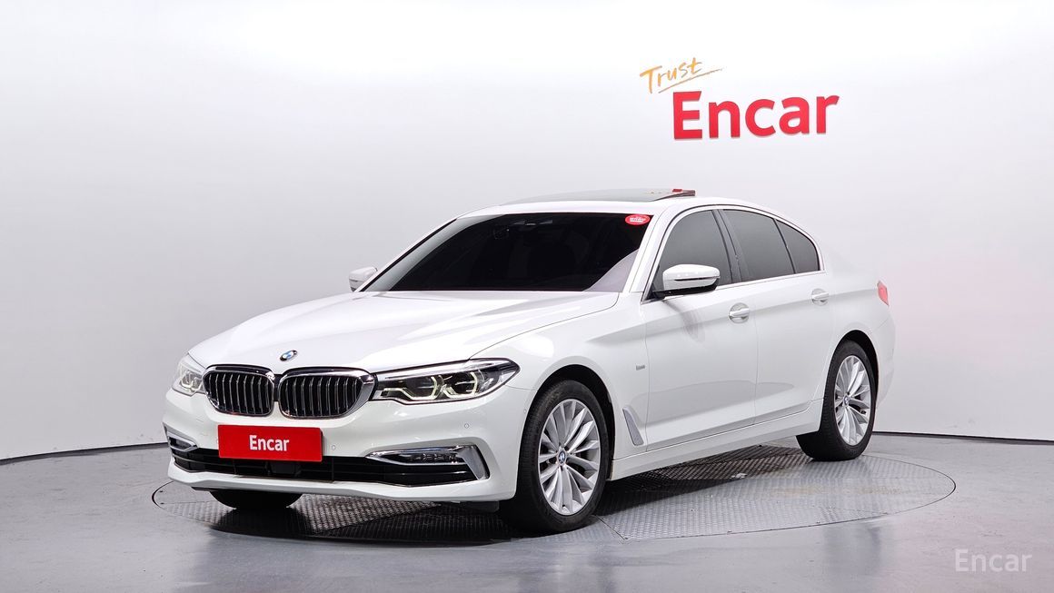 BMW 5 Series - фото 0