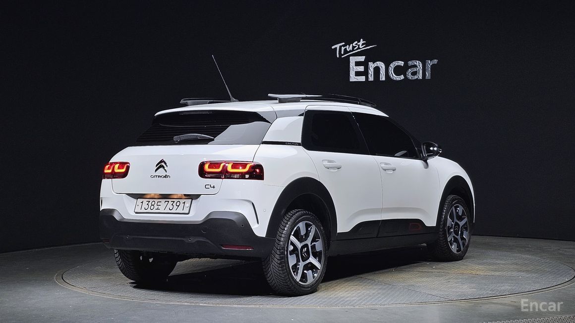 Citroen / DS C4 Cactus - фото 1