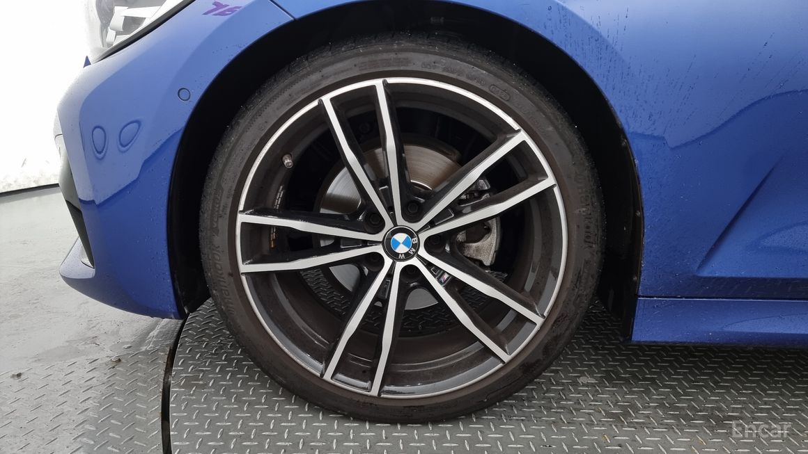 BMW 3 Series - фото 4