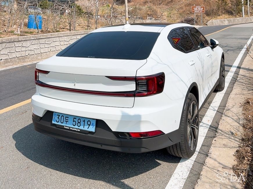 Polestar 2 - фото 1