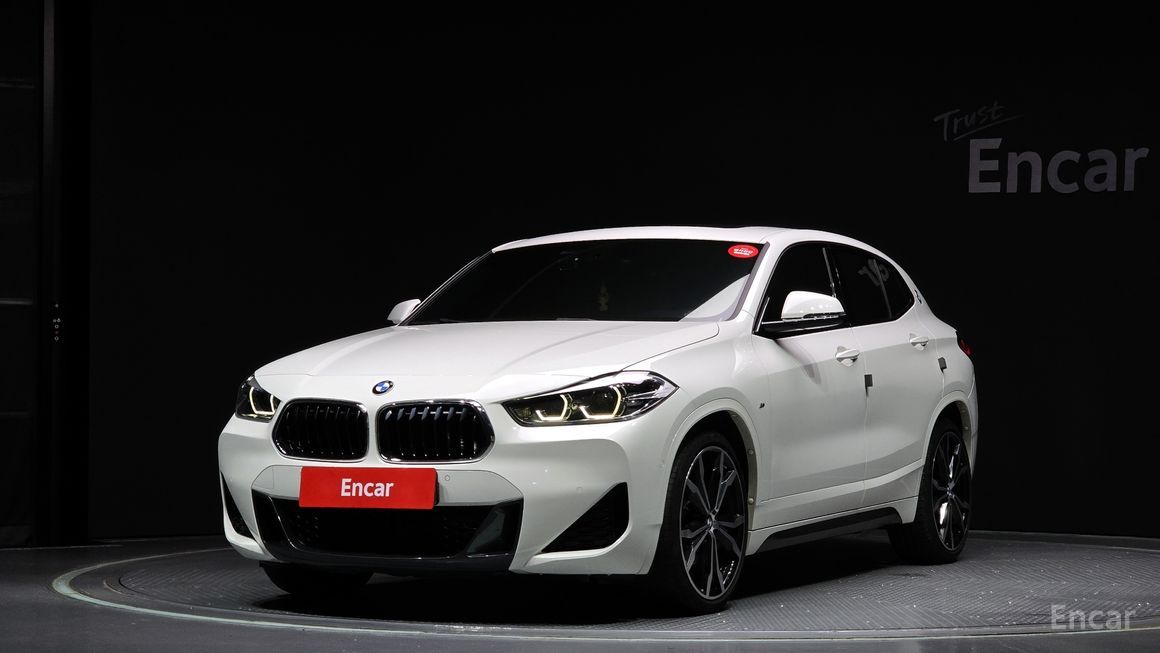BMW X2 - фото 0