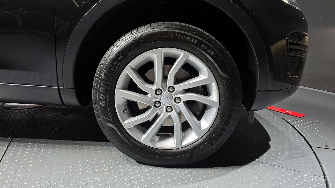 Land Rover Discovery Sports - фото 4