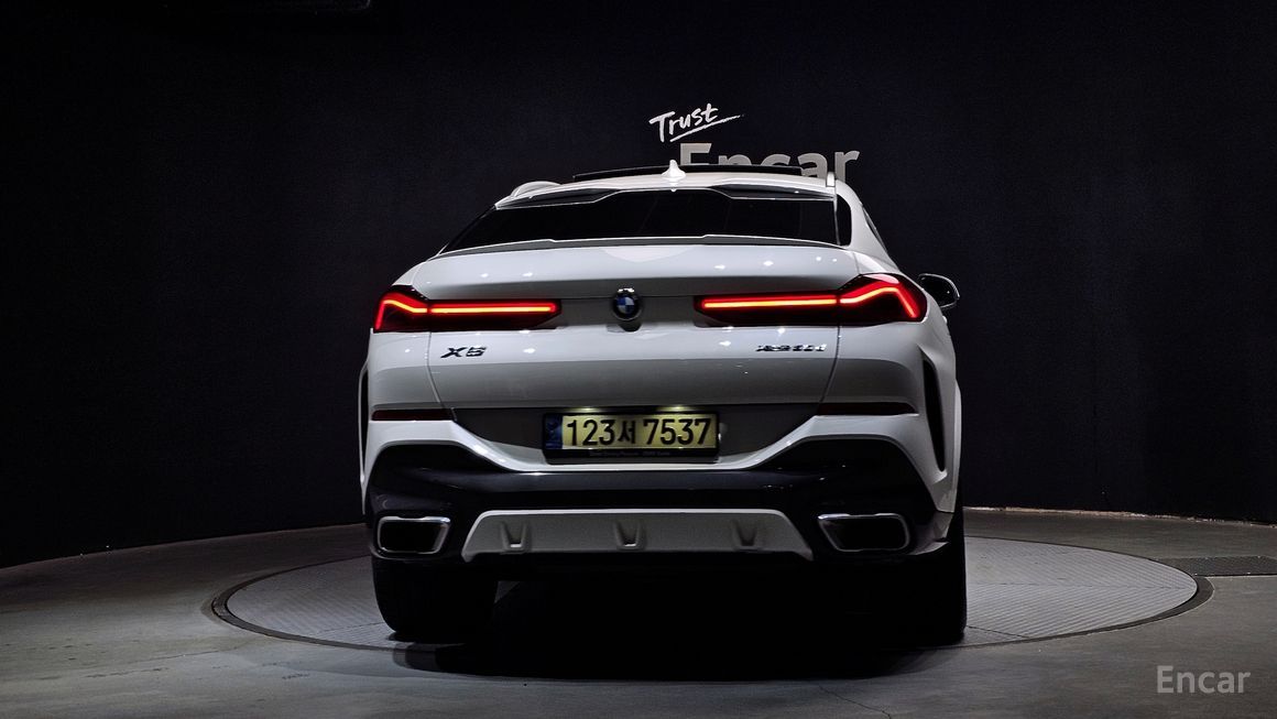 BMW X6 - фото 3