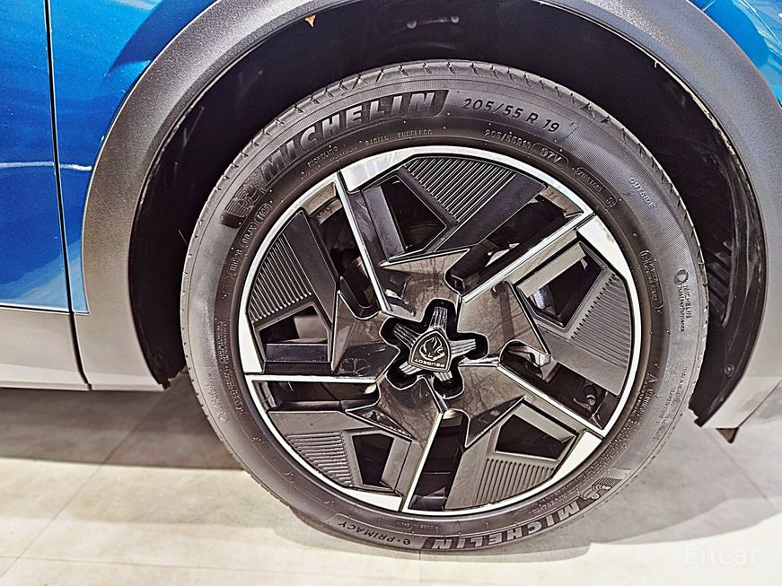 Peugeot 408 - фото 4