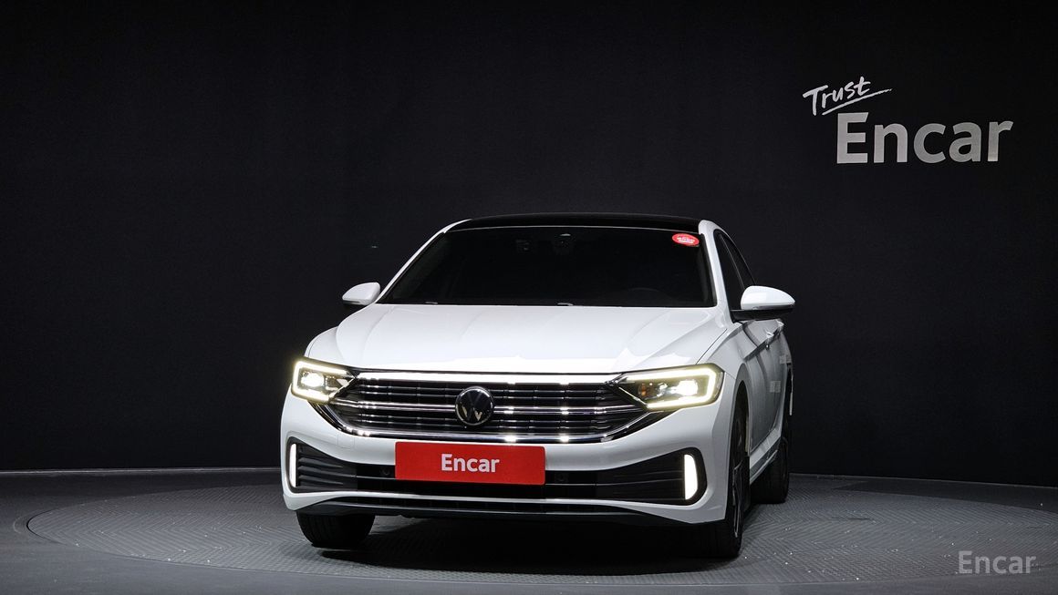 Volkswagen Jetta - фото 2