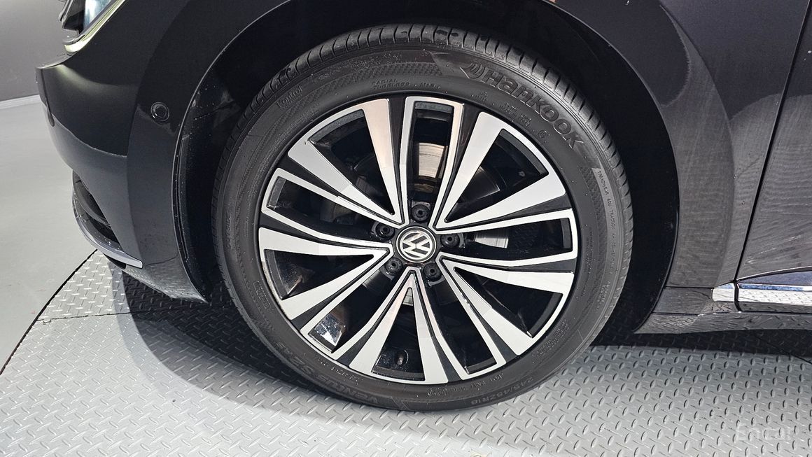 Volkswagen Arteon - фото 4