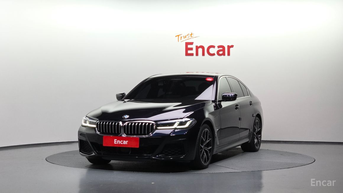 BMW 5 Series - фото 0