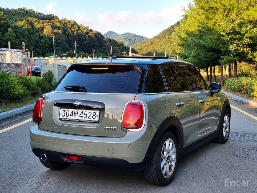 Mini Cooper - фото 1